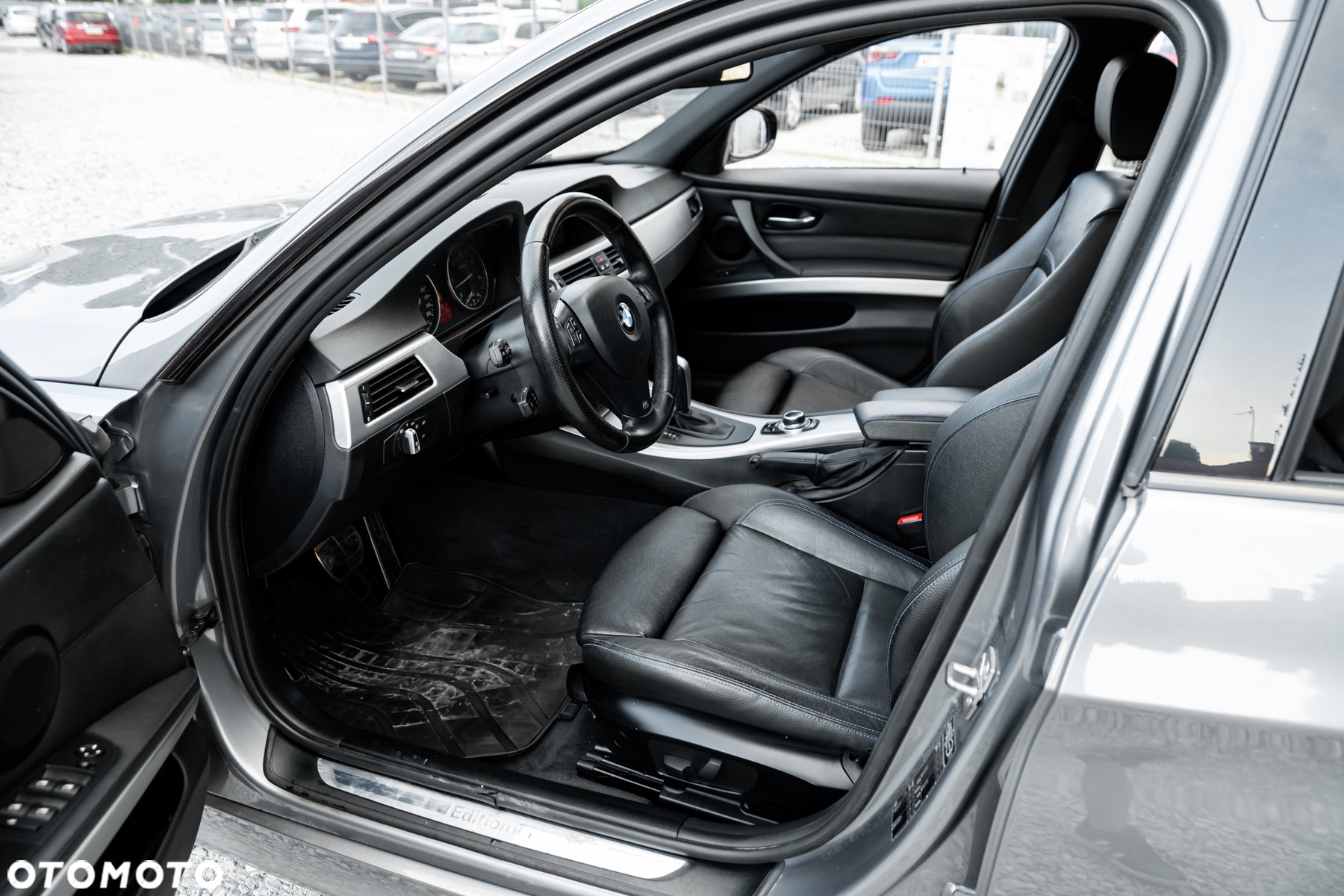 BMW Seria 3 330d xDrive DPF Touring Edition Sport - 20