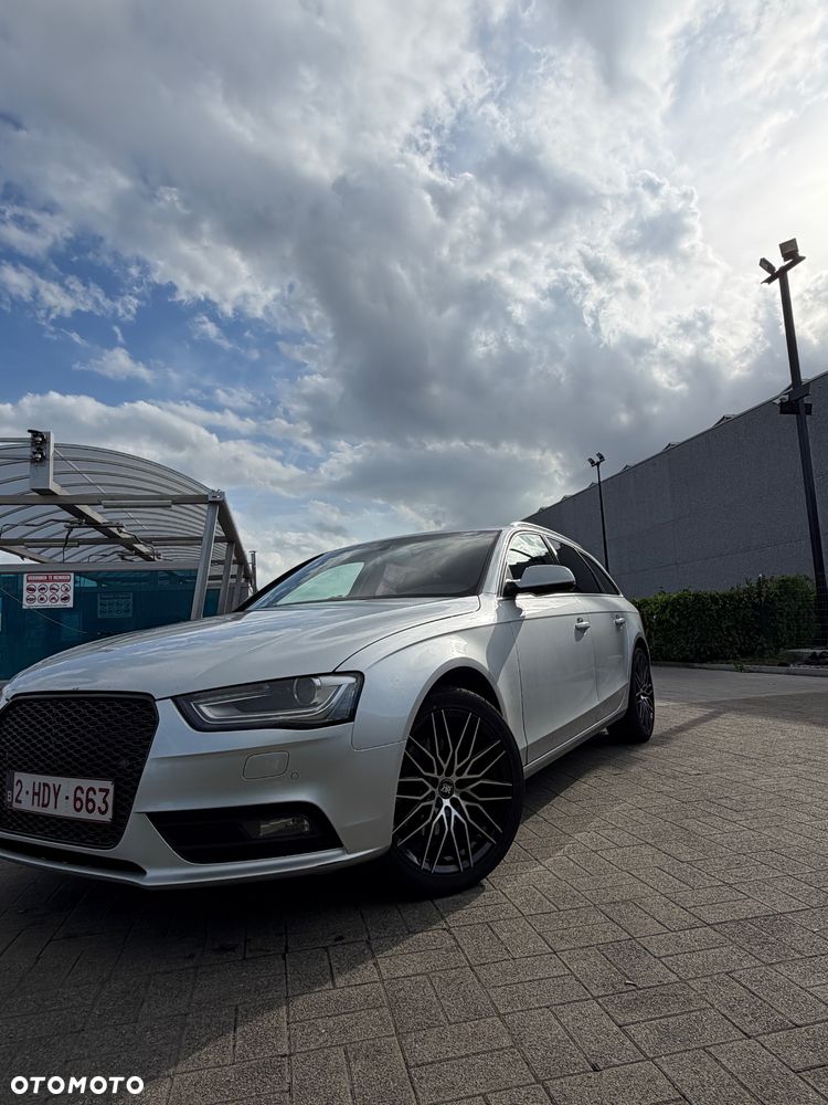 Audi A4 Avant - 11