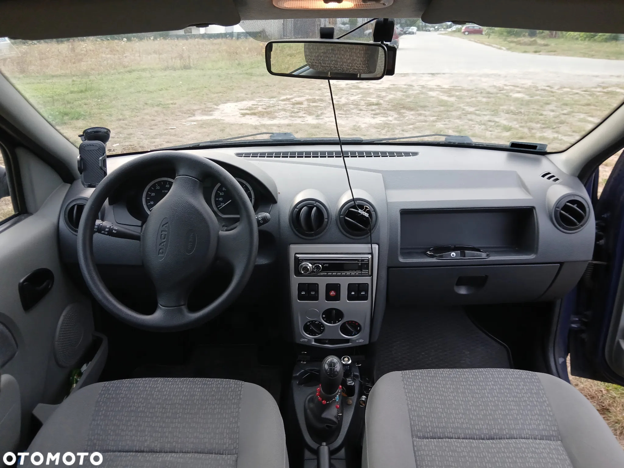Dacia Logan MCV 1.6 16V Laureate - 18