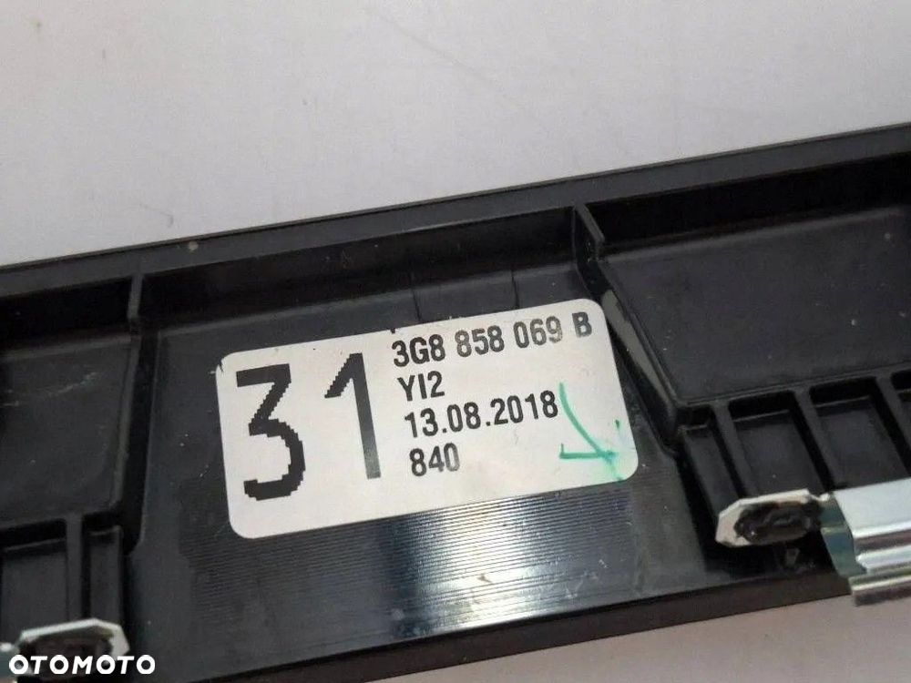 VW PASSAT B8 2019 Ramka dekor deski piano black 3G8858069B 3G1864263 - 5