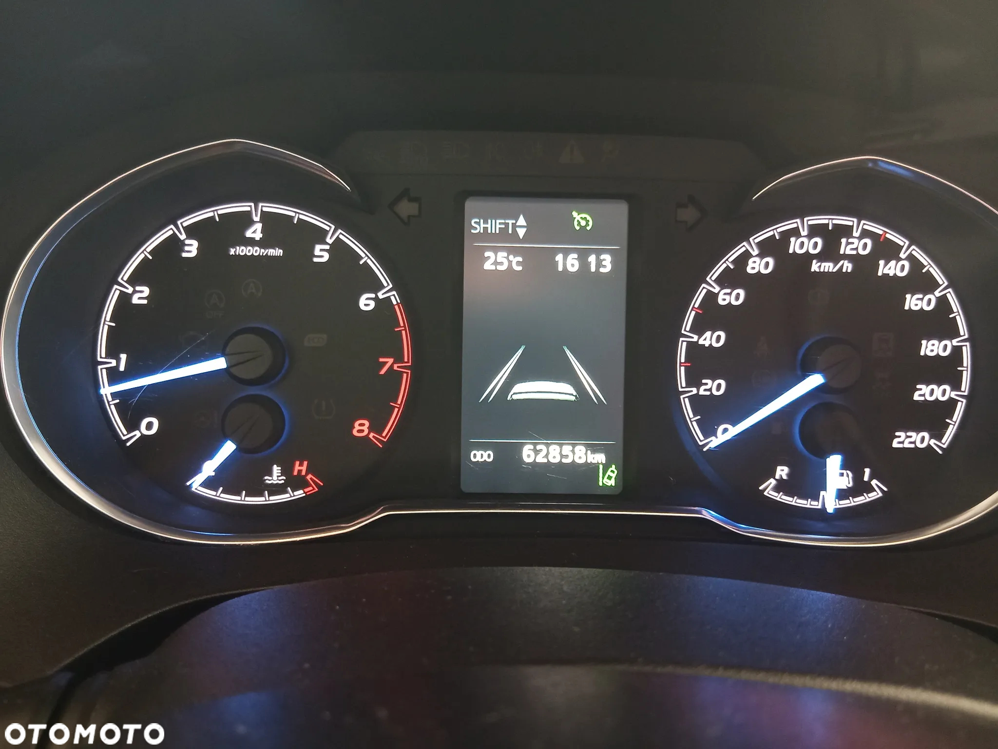 Toyota Yaris - 6