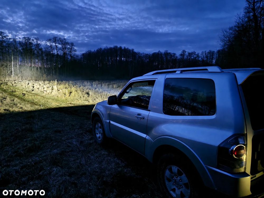 Mitsubishi Pajero 3.2 DID Intense + - 10