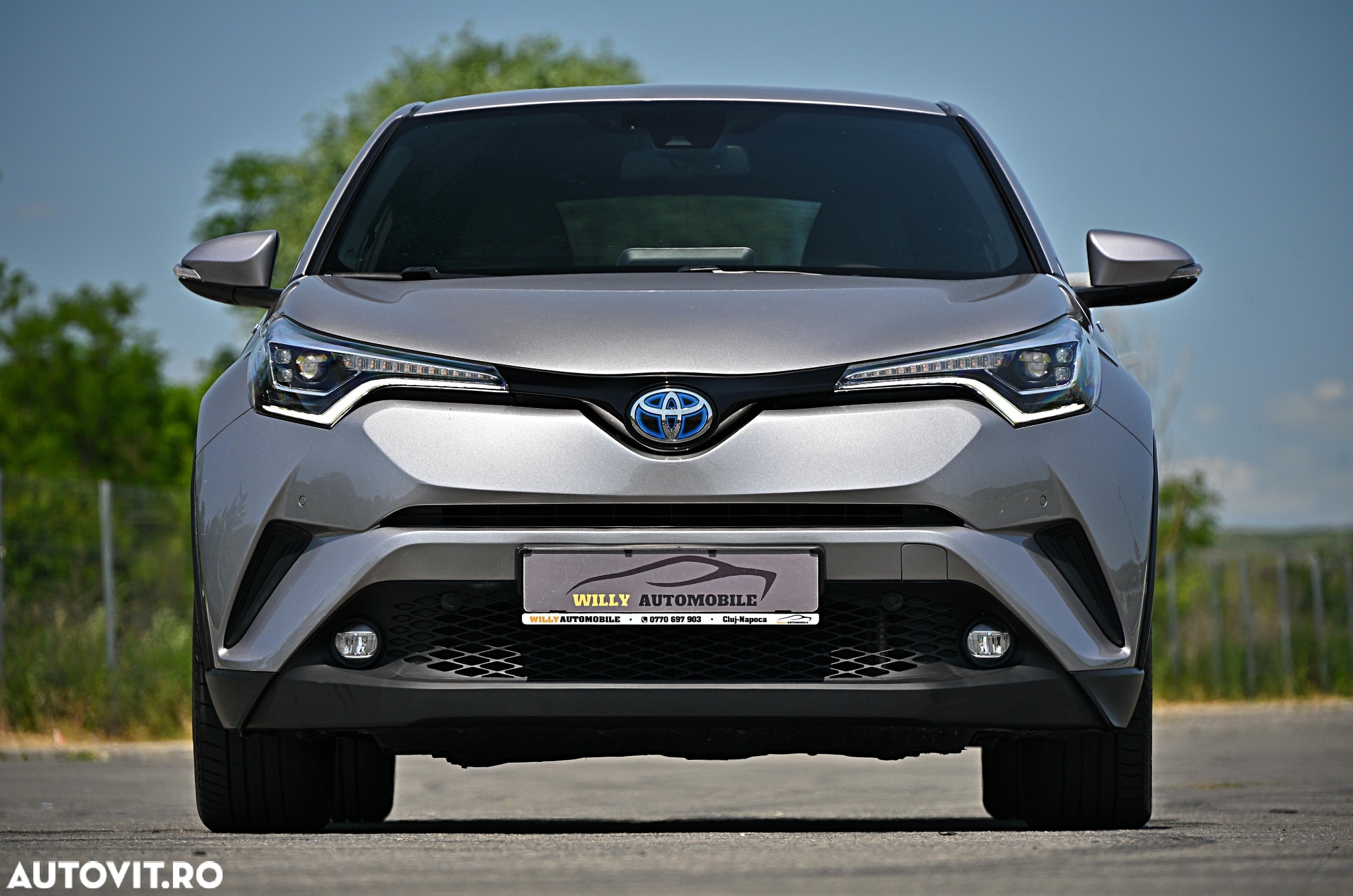 Toyota C-HR Hybrid Style Selection - 2
