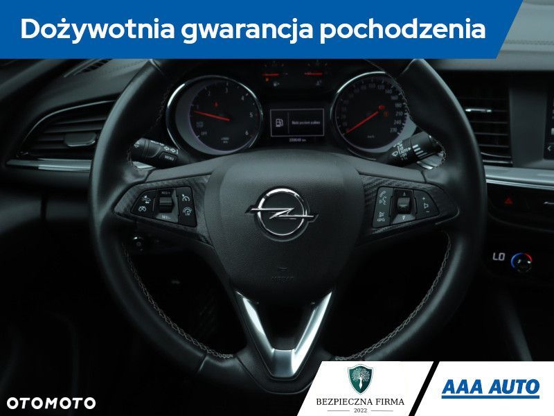 Opel Insignia - 21