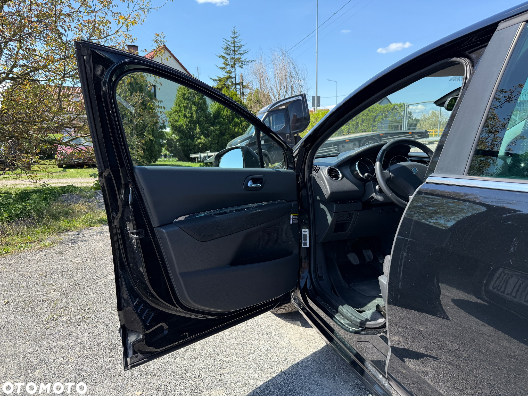 Peugeot 5008 1.6 THP Active - 25