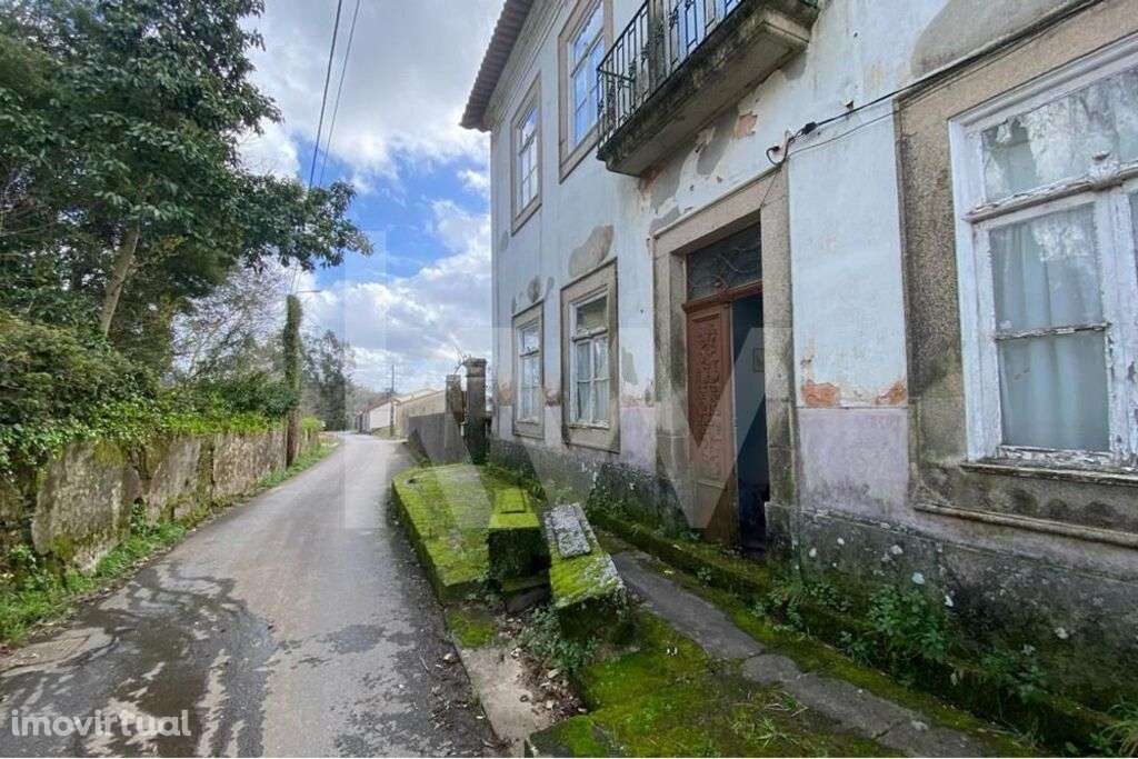 Casa centenária de início do século XIX em Macinhata do Vouga para rem - Grande imagem: 5/60
