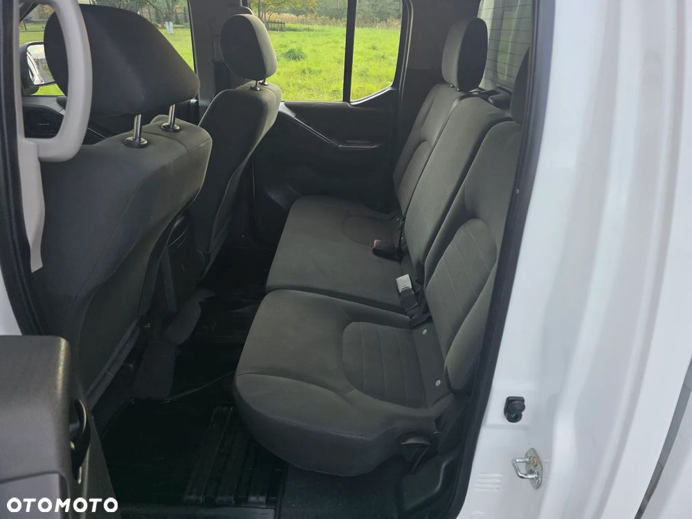 Nissan Navara - 12