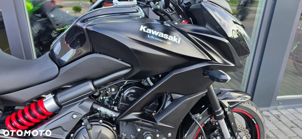 Kawasaki Versys 650 - 12