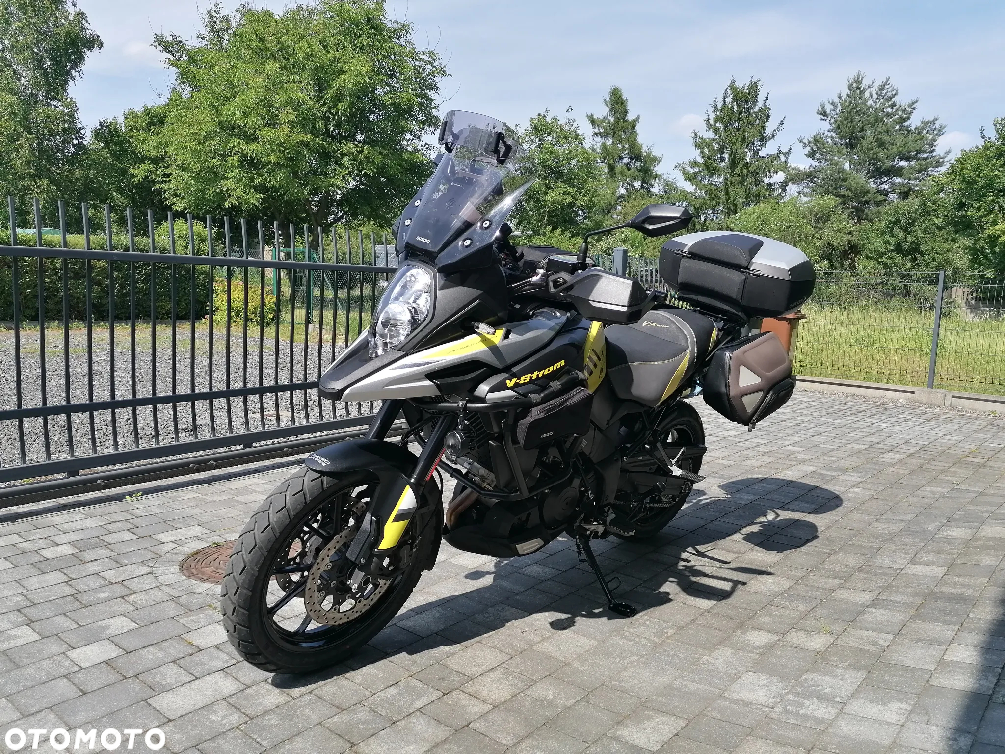 Suzuki V-STROM
