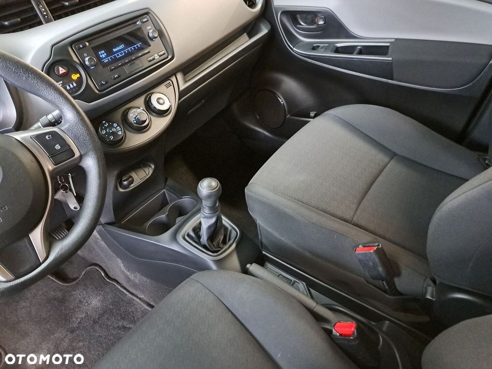 Toyota Yaris - 26