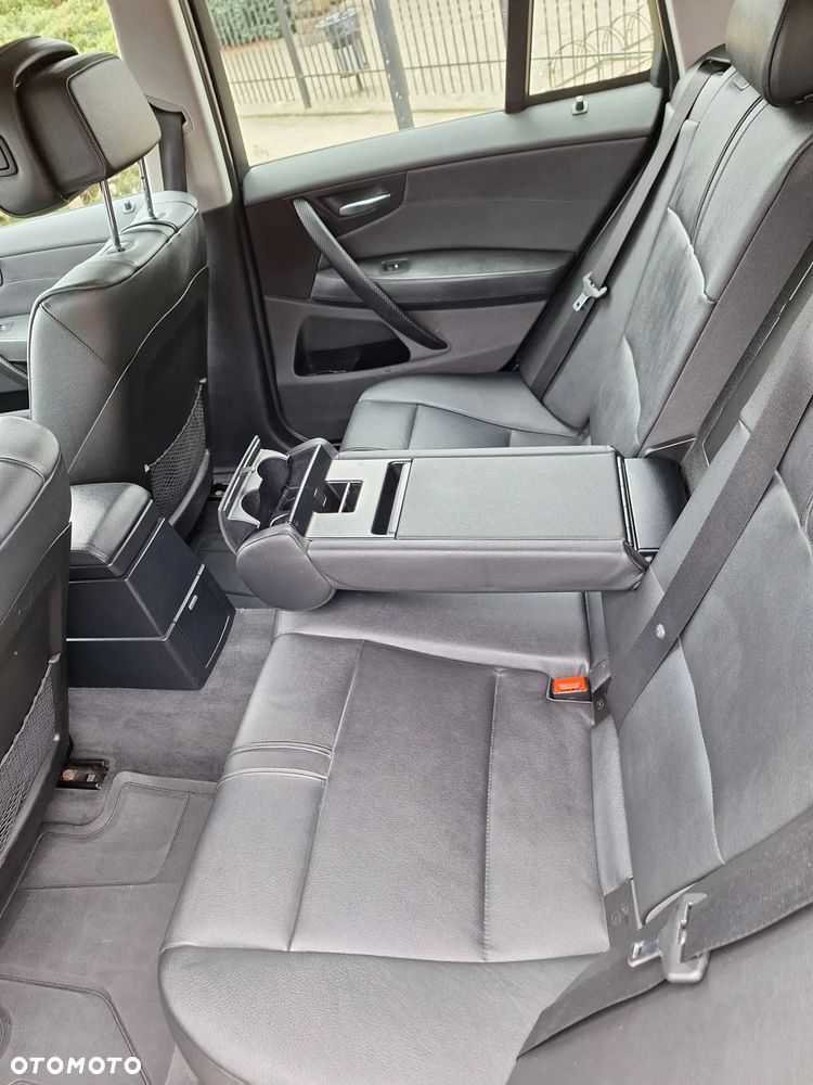 BMW X3 2.0d - 12