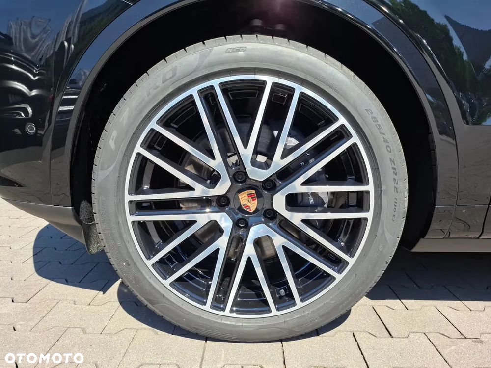 Porsche Cayenne E-Hybrid PHEV Black Edition - 11
