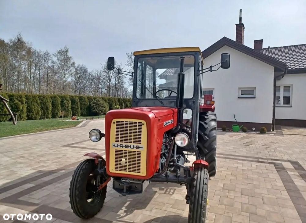 Ursus C-360 - 4