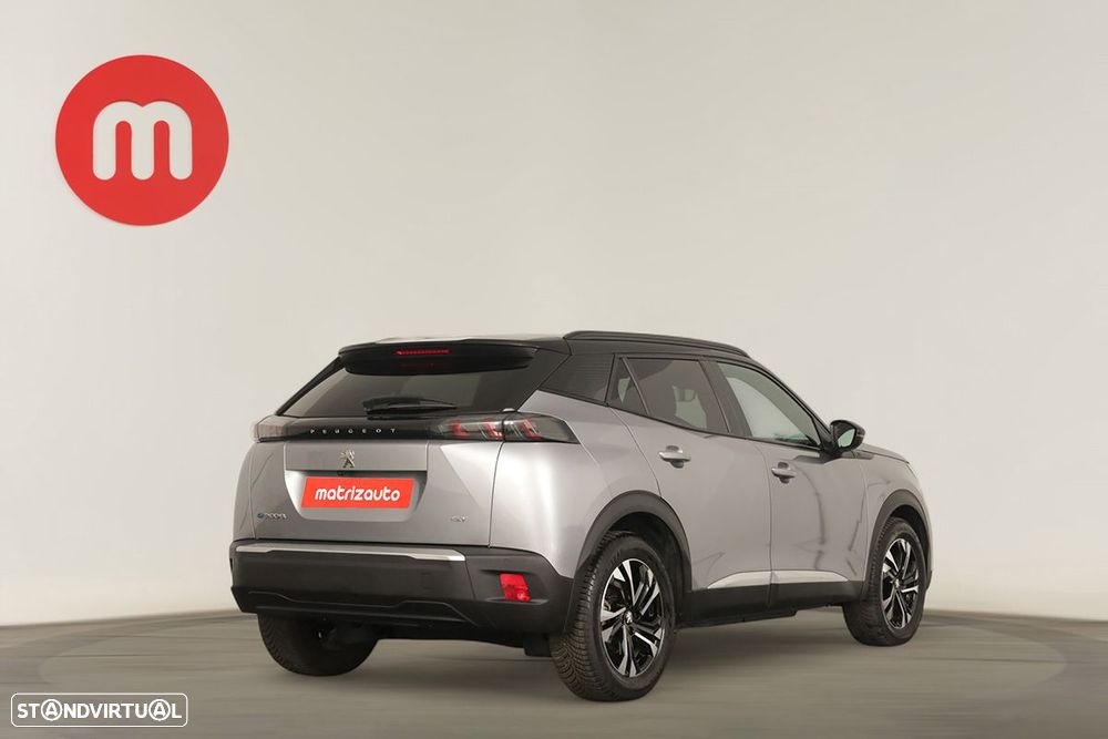 Peugeot e-2008 50 kWh GT - 4