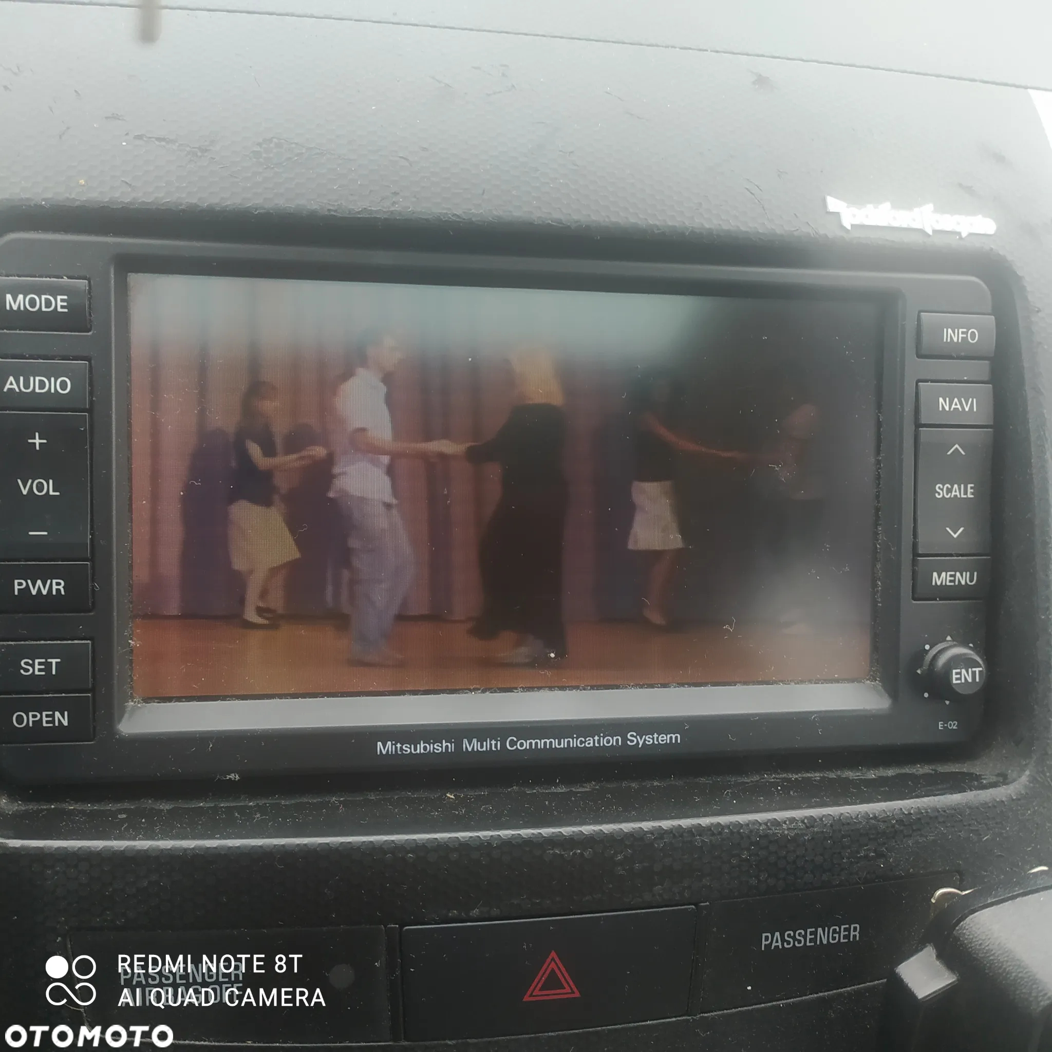Mitsubishi Outlander - 11