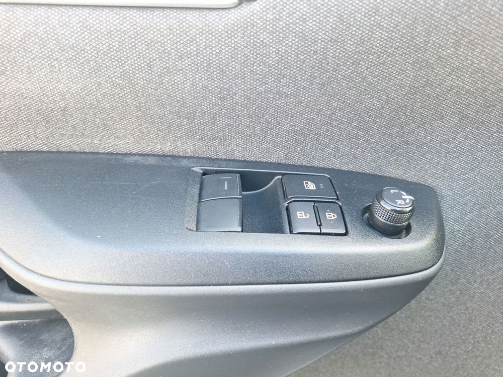 Toyota Yaris Hybrid 1.5 Comfort - 21