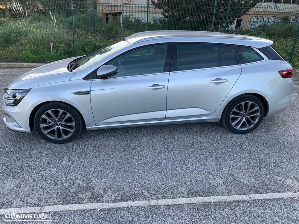 Renault Mégane Sport Tourer 1.5 Blue dCi GT Line EDC - 2