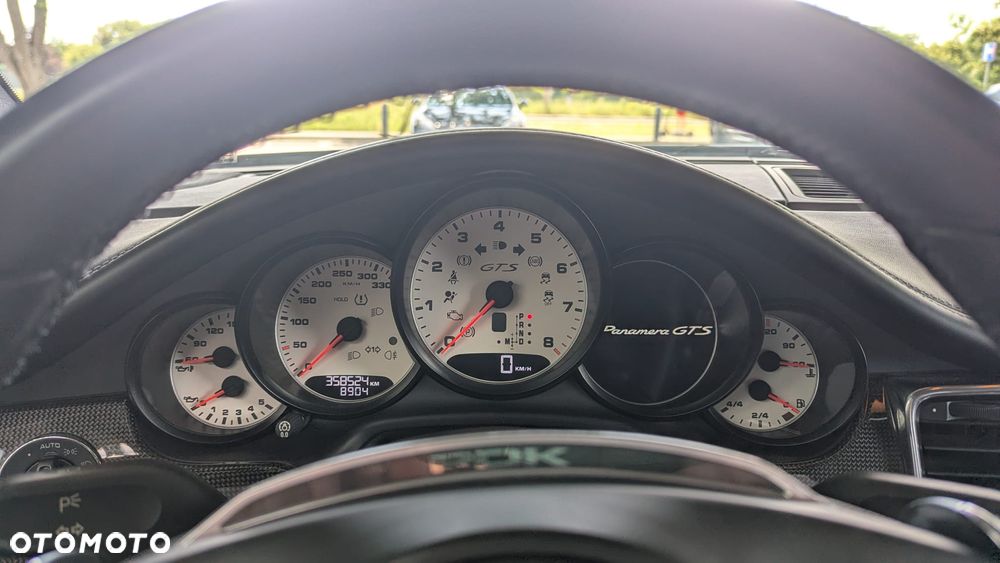 Porsche Panamera GTS - 16