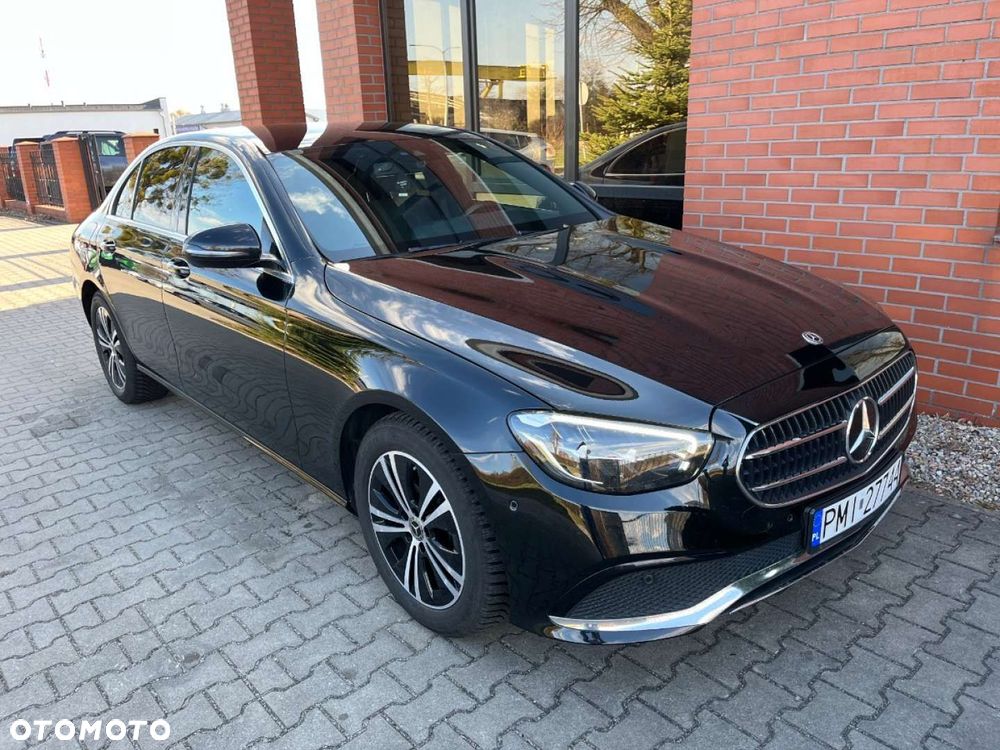 Mercedes-Benz Klasa E 200 9G-TRONIC Exclusive - 2