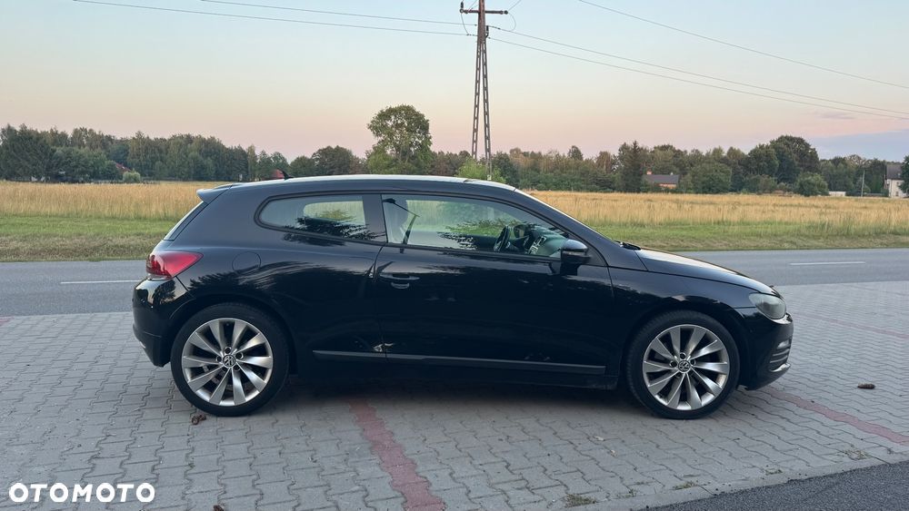 Volkswagen Scirocco 2.0 TSI DSG - 4