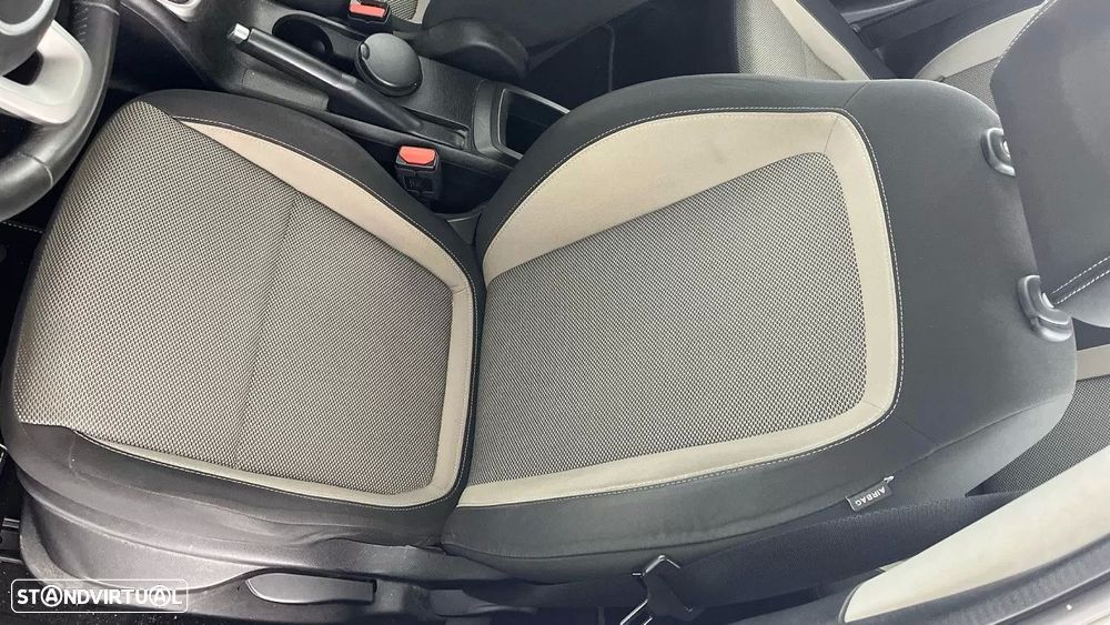 Fiat Tipo Sedan 1.3 M-Jet Easy J17 - 9