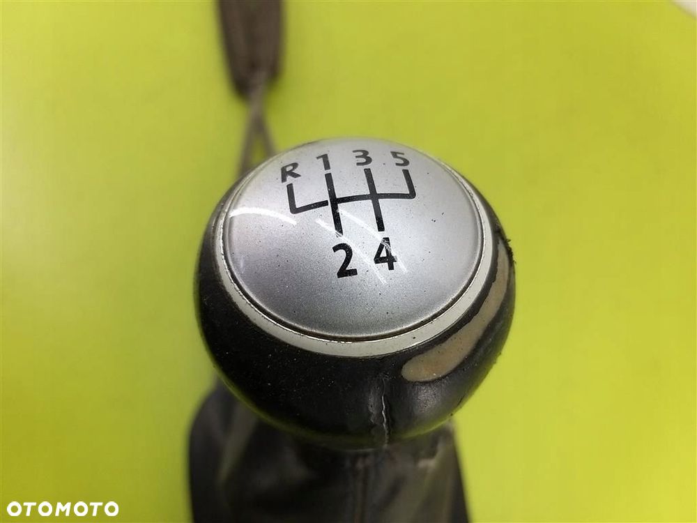 Mechanizm zmiany biegów lewarek VW Golf V 2003-2008 1,9 TDI - 8