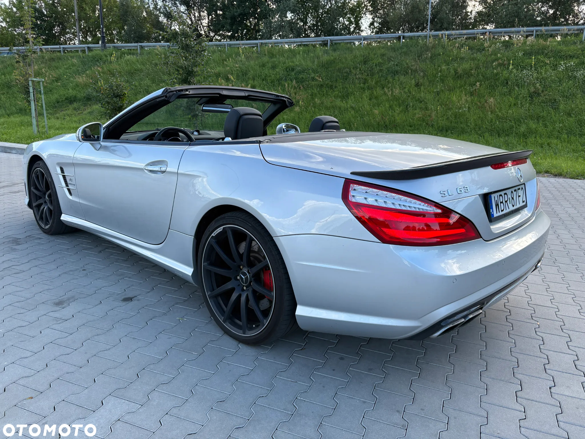 Mercedes-Benz SL 63 AMG AMG Speedshift MCT 7-Gang Sportgetriebe AMG Performance Package - 21