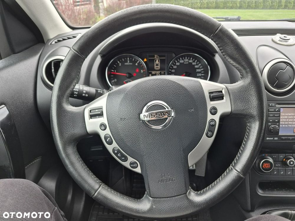 Nissan Qashqai - 10