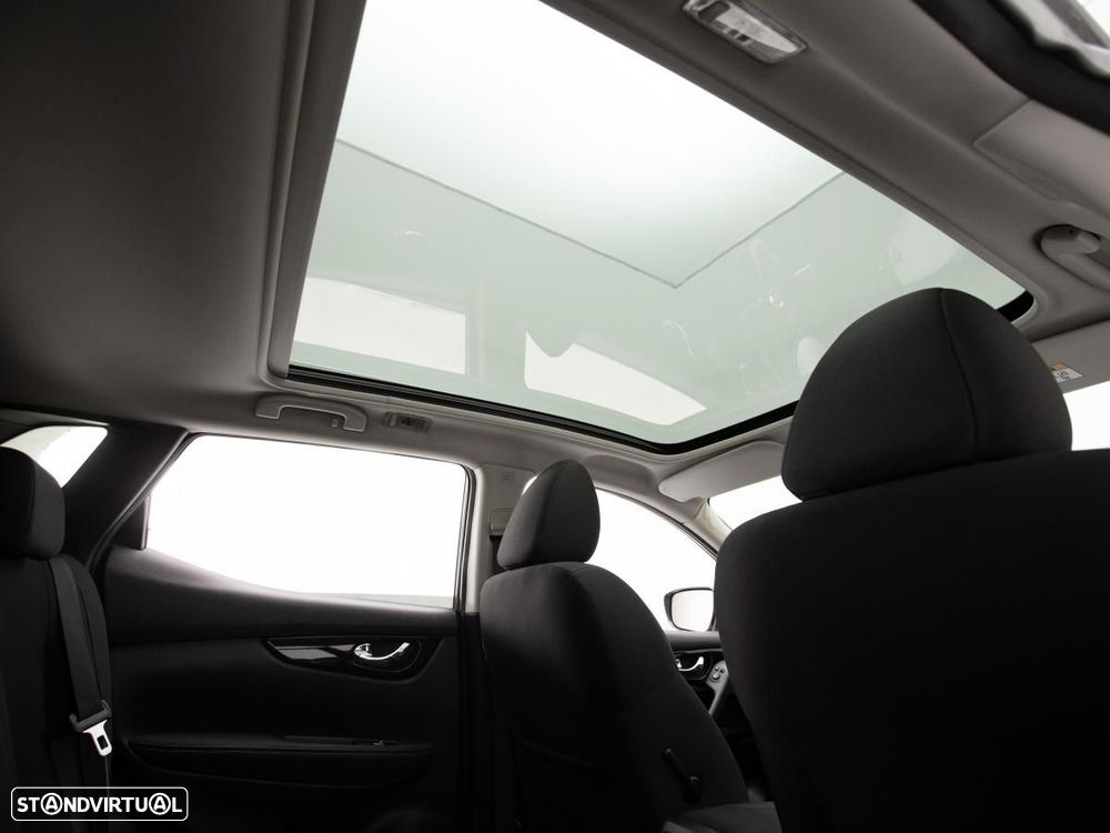 Nissan Qashqai 1.5 dCi N-Connecta - 13