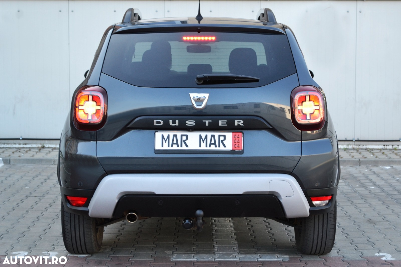 Dacia Duster TCe 100 2WD Celebration - 4