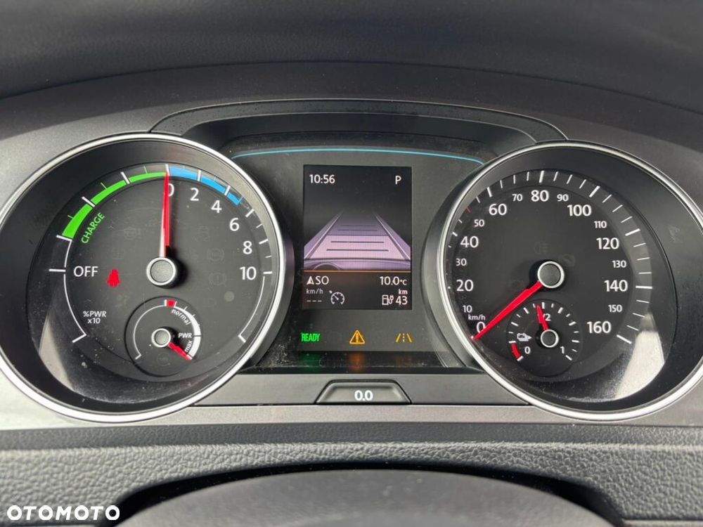 Volkswagen Golf e-Golf - 14