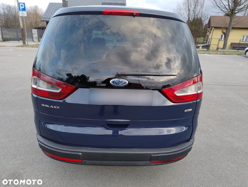 Ford Galaxy - 5