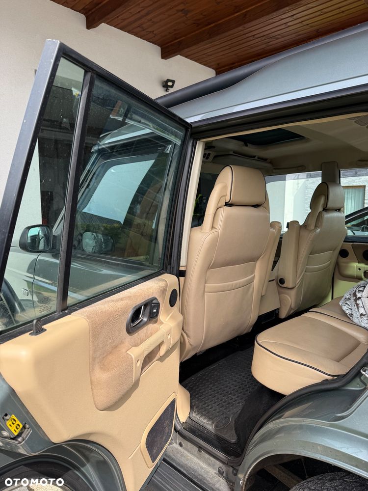 Land Rover Discovery - 24