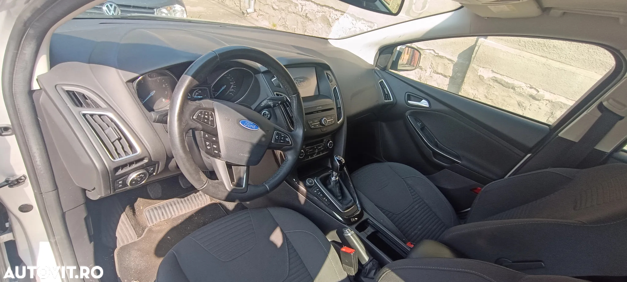 Ford Focus 1.0 EcoBoost Start-Stopp-System TITANIUM - 8