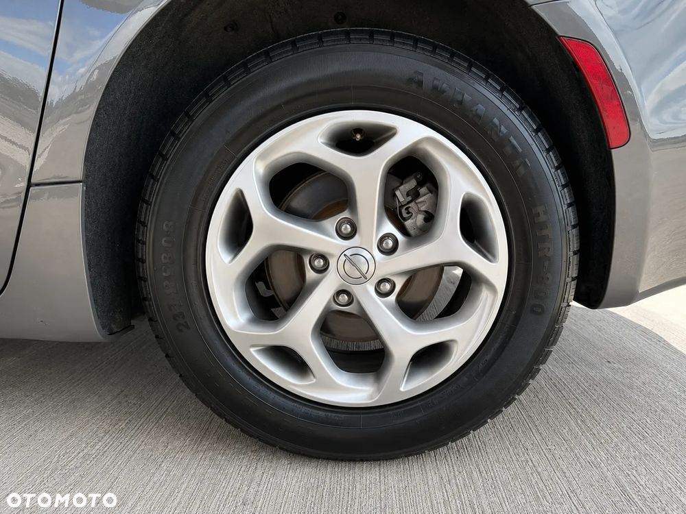 Chrysler Pacifica - 24