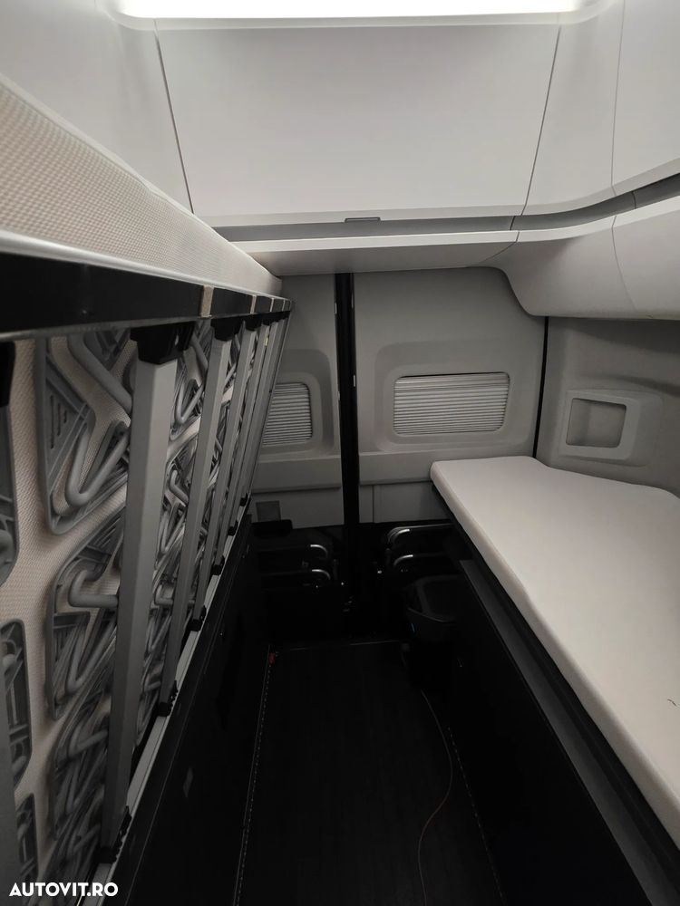 Volkswagen Grand California 600 - 13