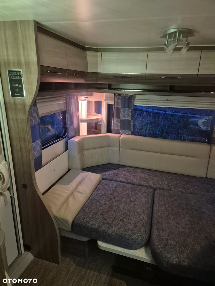 Hobby De Luxe  560 - 20