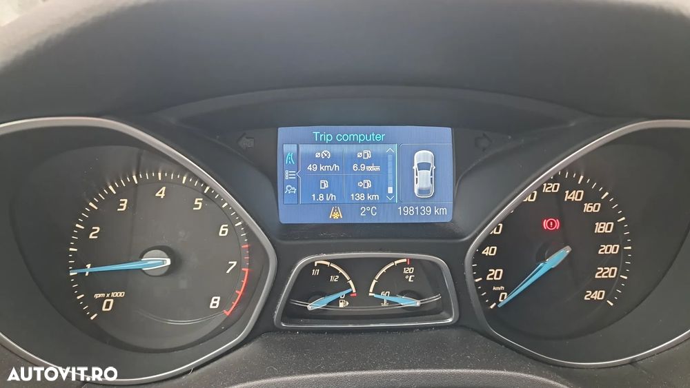 Ford Focus - 7