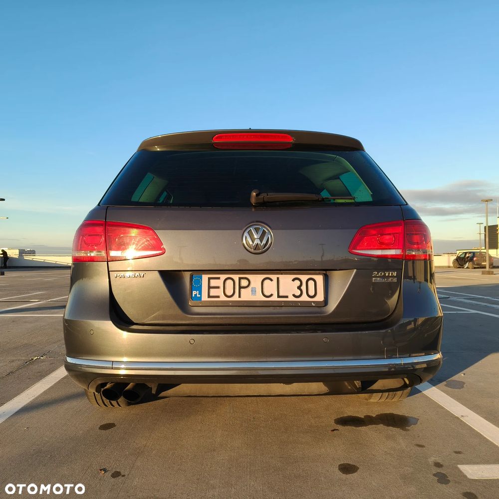Volkswagen Passat - 6