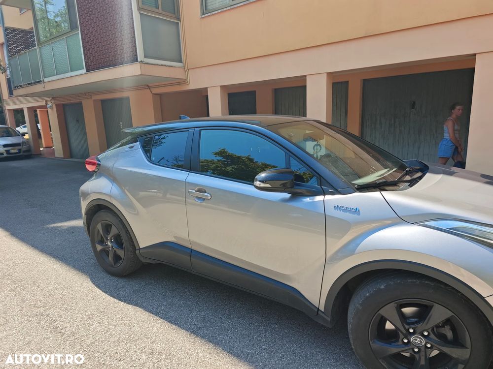 Toyota C-HR 1.8 HSD 122 CP 4x2 CVT C-ult Style bi-tone - 2