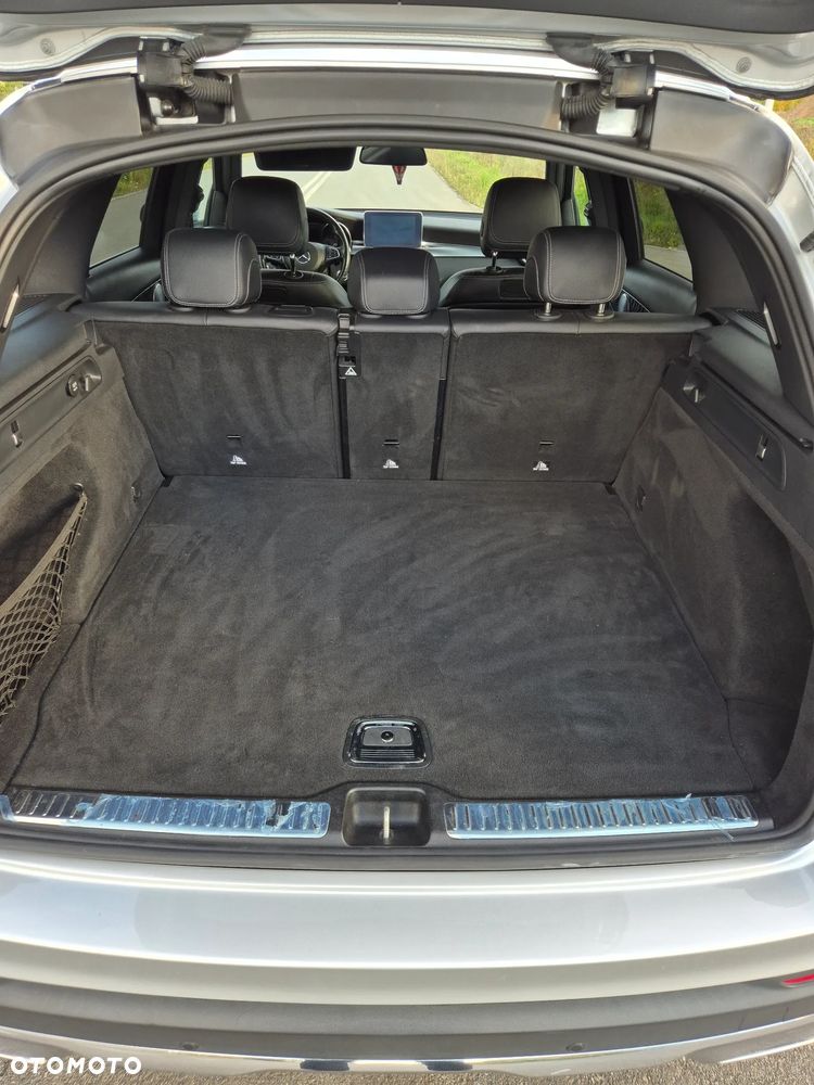 Mercedes-Benz GLC 300 4-Matic - 17