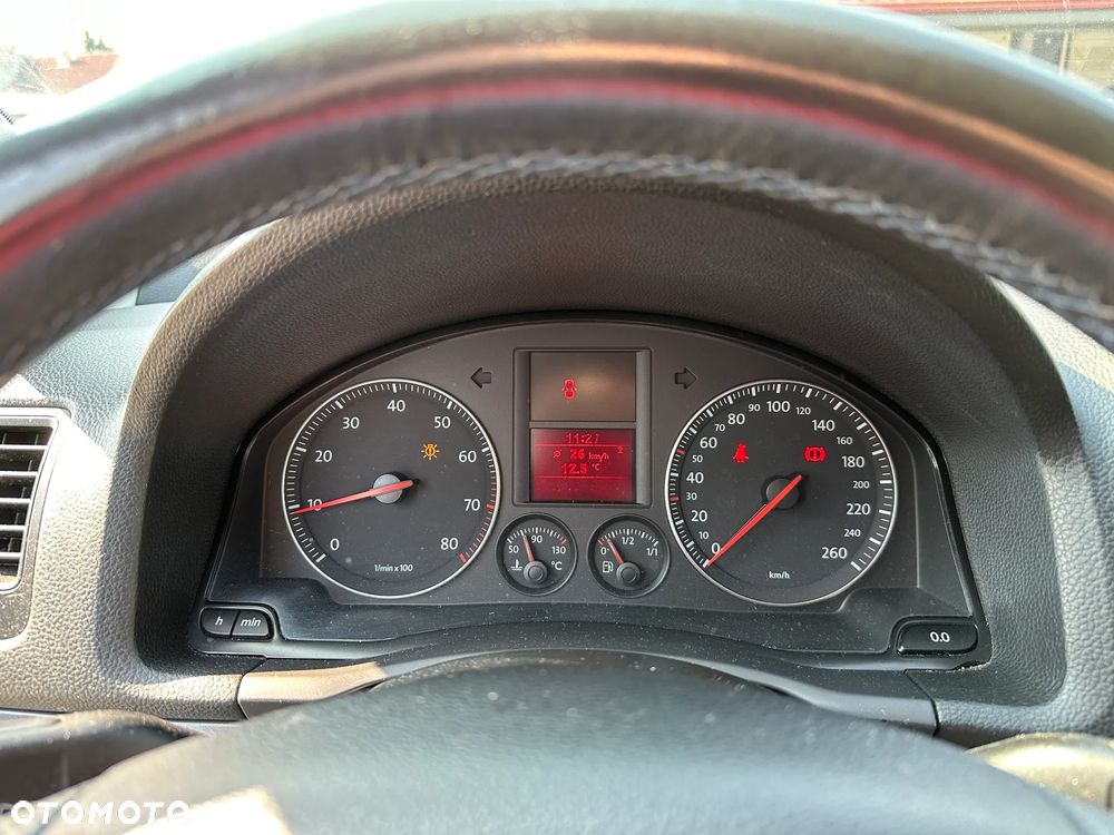 Volkswagen Jetta - 9