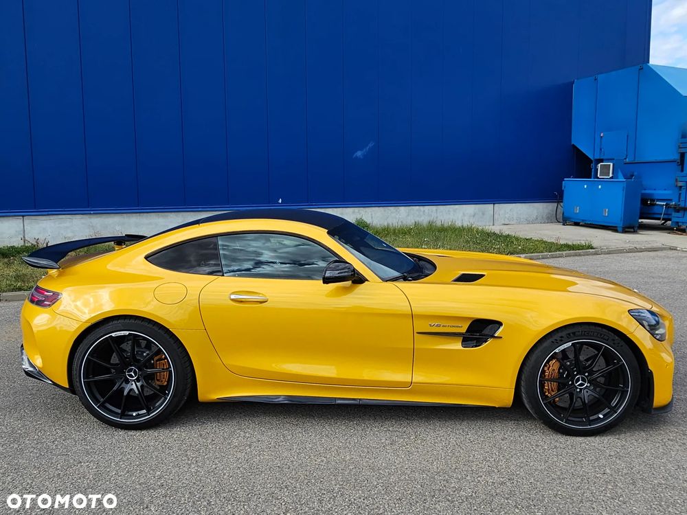 Mercedes-Benz AMG GT R - 14