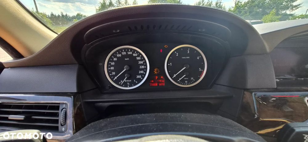 BMW Seria 5 - 35