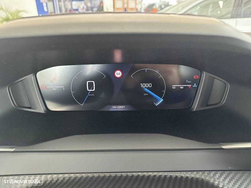 Peugeot 2008 1.2 PureTech Allure - 19