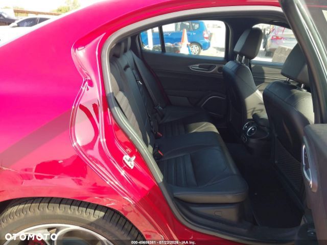 Alfa Romeo Giulia 2.0 Turbo 16V AT8-Q4 Veloce Ti - 7