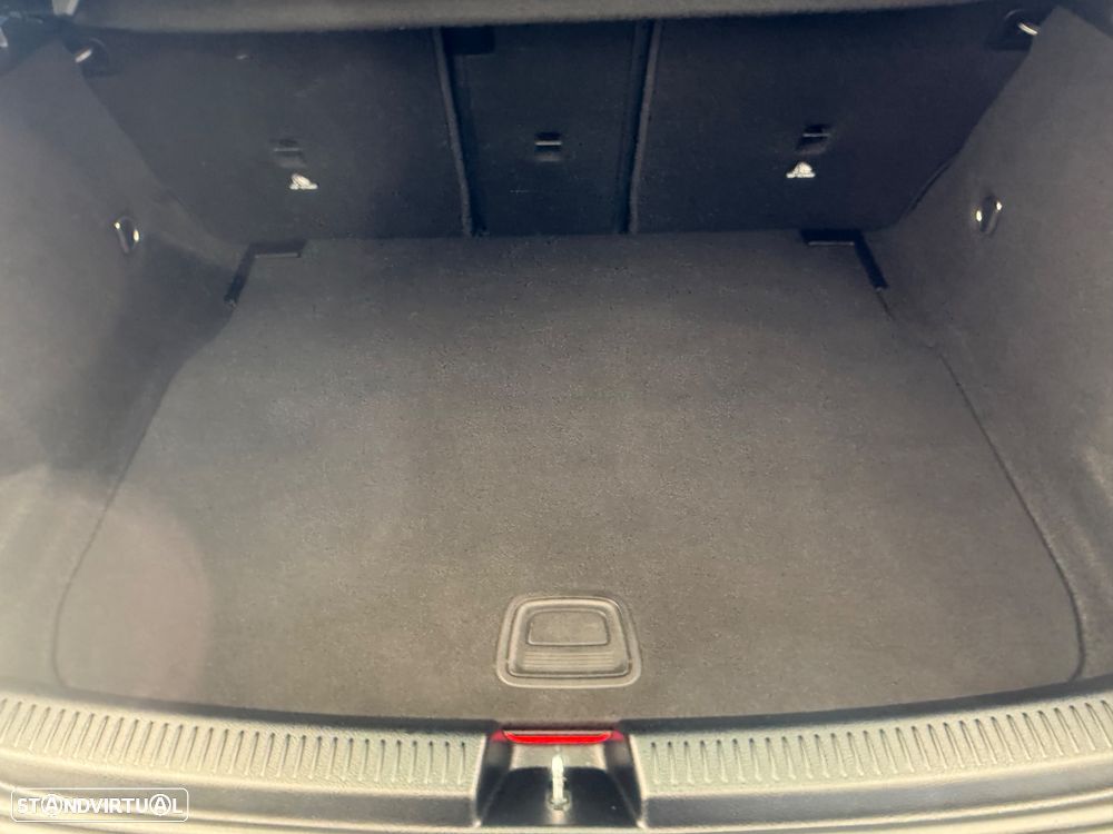 Mercedes-Benz A 180 d AMG Line Aut. - 54