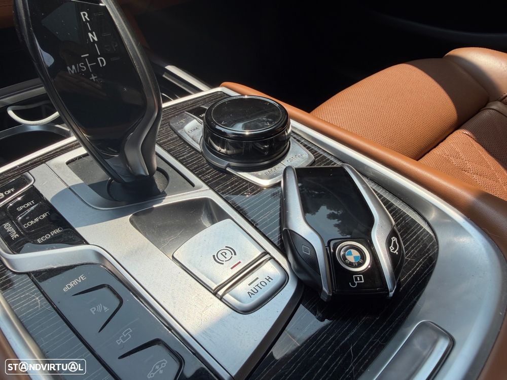 BMW 740 iH Active Hybrid - 28
