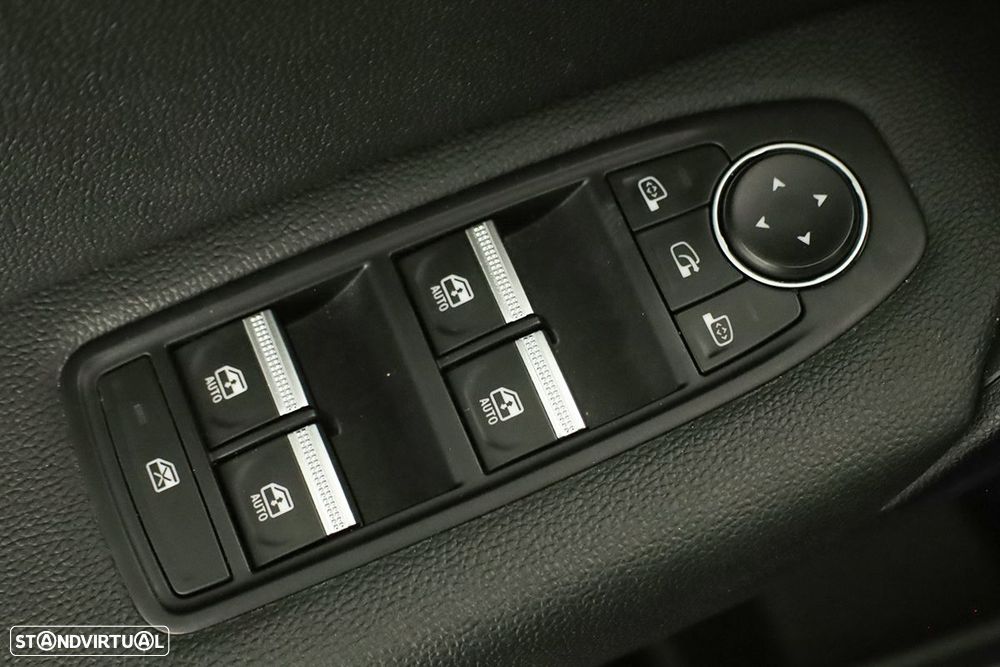 Renault Captur 1.0 TCe Techno Bi-Fuel - 22