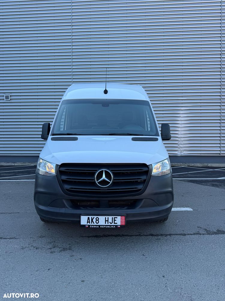 Mercedes-Benz Sprinter - 3